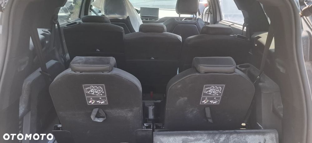 Peugeot 5008 PureTech 130 EAT8 Stop & Start GT - 10