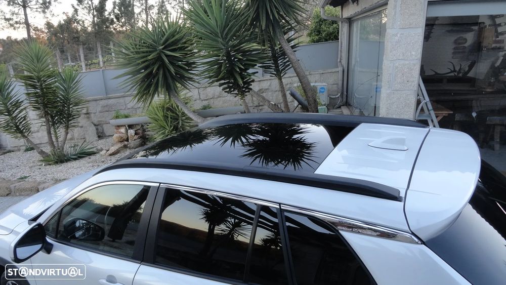 Toyota Corolla Cross 1.8 Hybrid Luxury - 7