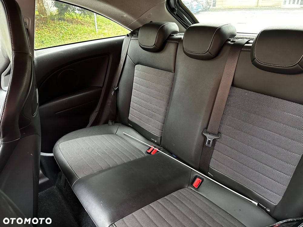 Opel Corsa 1.6T OPC - 10