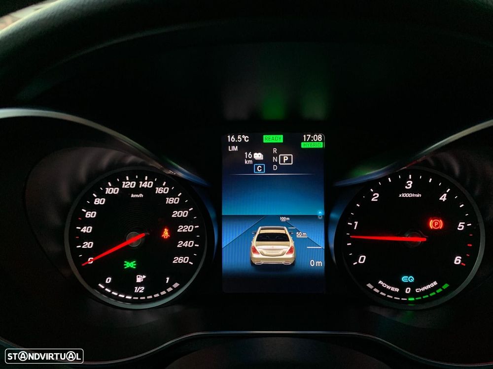 Mercedes-Benz C 300 de AMG Line - 21