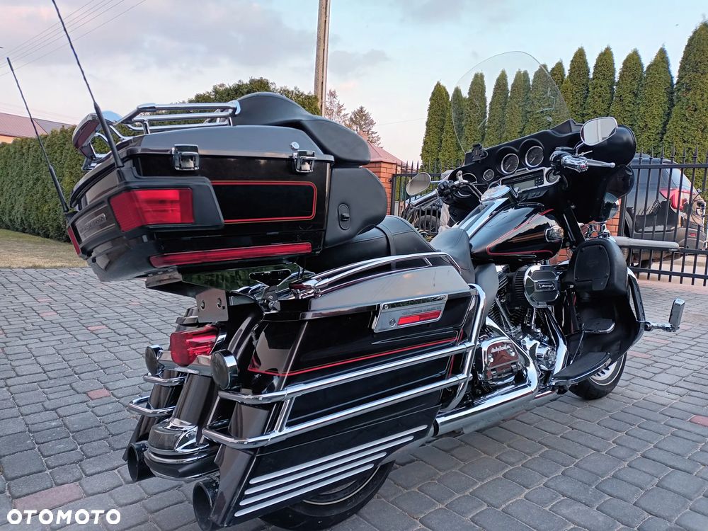 Harley-Davidson FLHTCU Ultra - 3