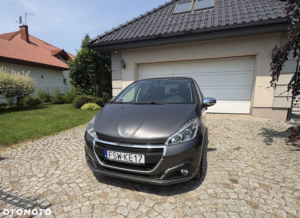 Peugeot 208 1.2 PureTech Style - 1