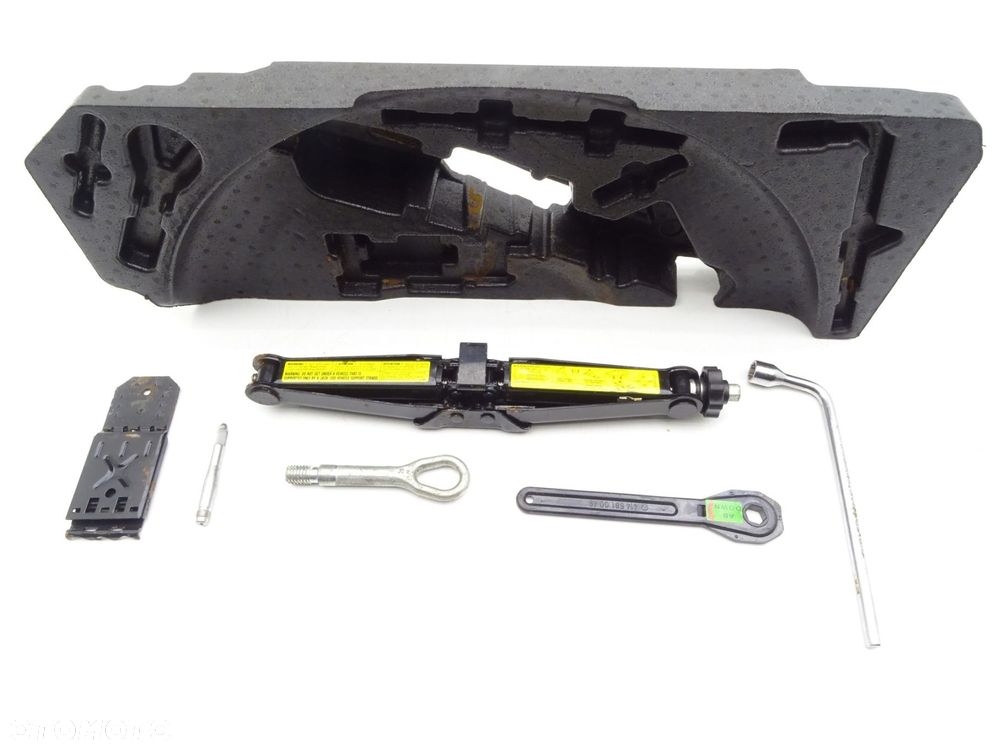 Lewarek podnośnik kół klucz wypełnienie a1648992514 mercedes ml w164 lift - 4