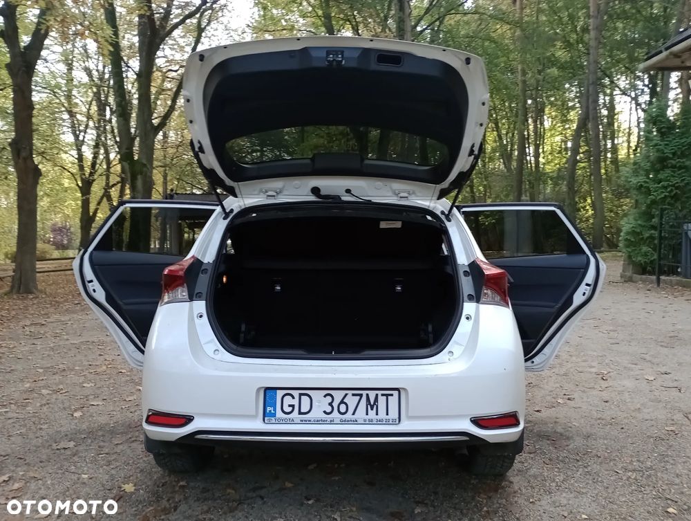 Toyota Auris 1.6 Comfort - 11