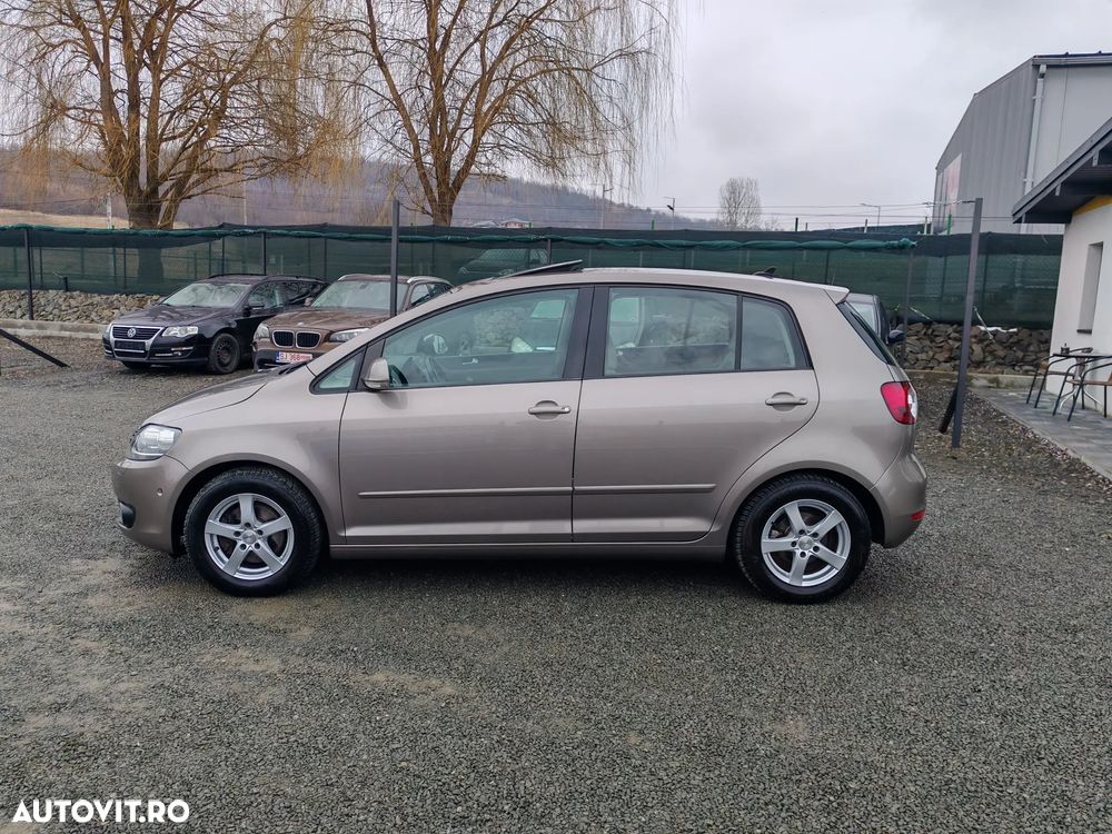 Volkswagen Golf Plus 2.0 TDI DSG Comfortline - 5