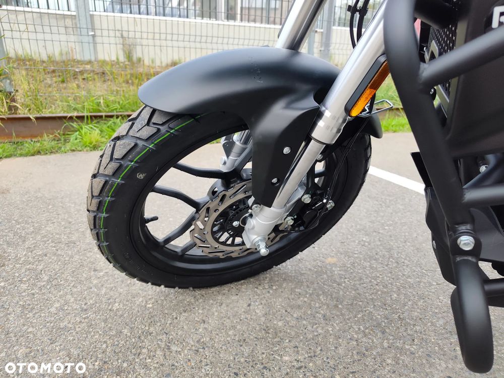 Junak RX One - 16