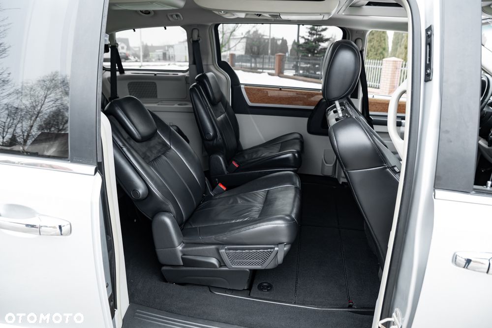 Chrysler Grand Voyager 2.8 CRD Limited - 22