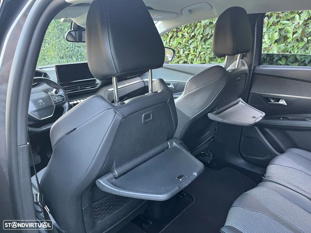 Peugeot 5008 1.5 BlueHDi Allure Pack EAT8 - 21