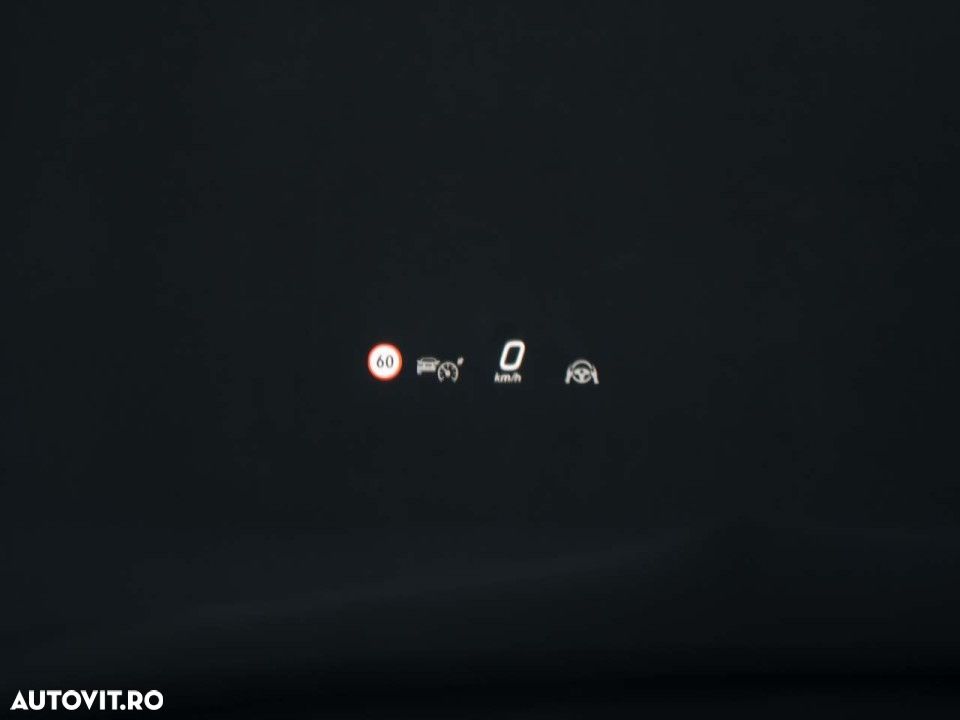 Mercedes-Benz GLS - 22