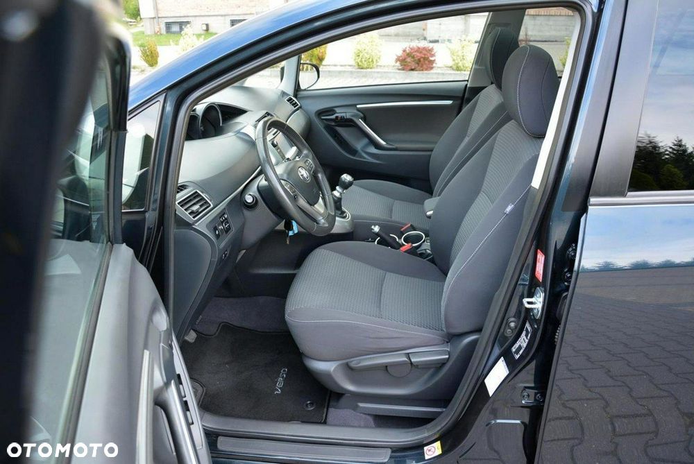 Toyota Verso 1.8 5-Sitzer Executive - 15
