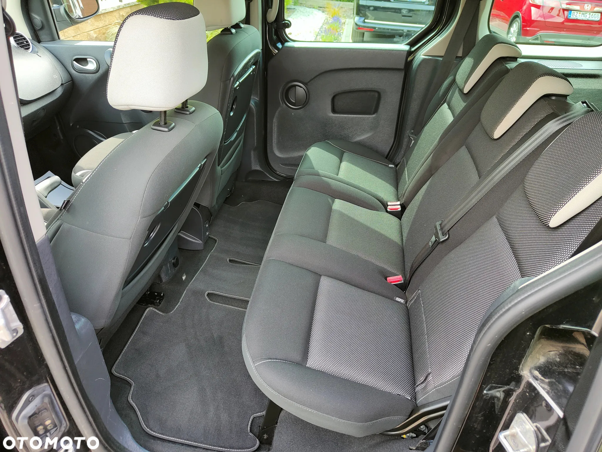 Renault Kangoo 1.5 dCi Privilege Plus - 13