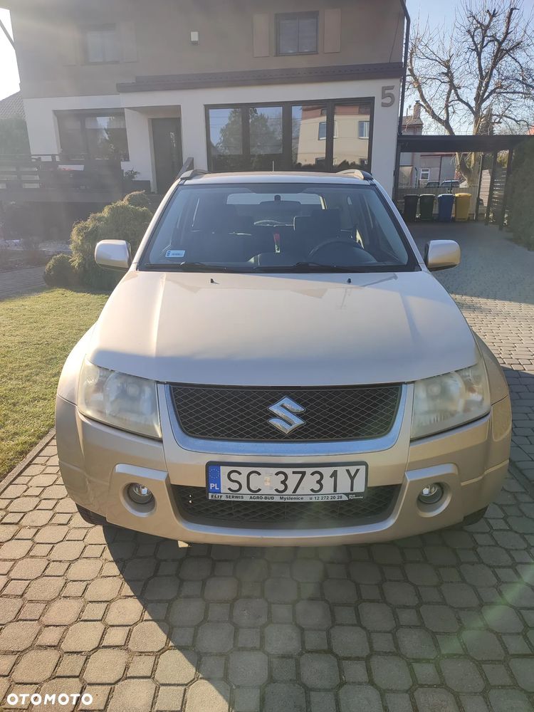 Suzuki Grand Vitara - 3