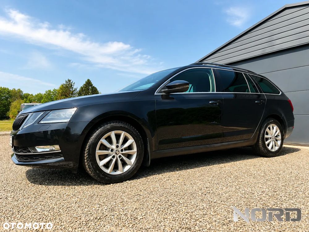 Skoda Octavia 1.8 TSI DSG Style - 6