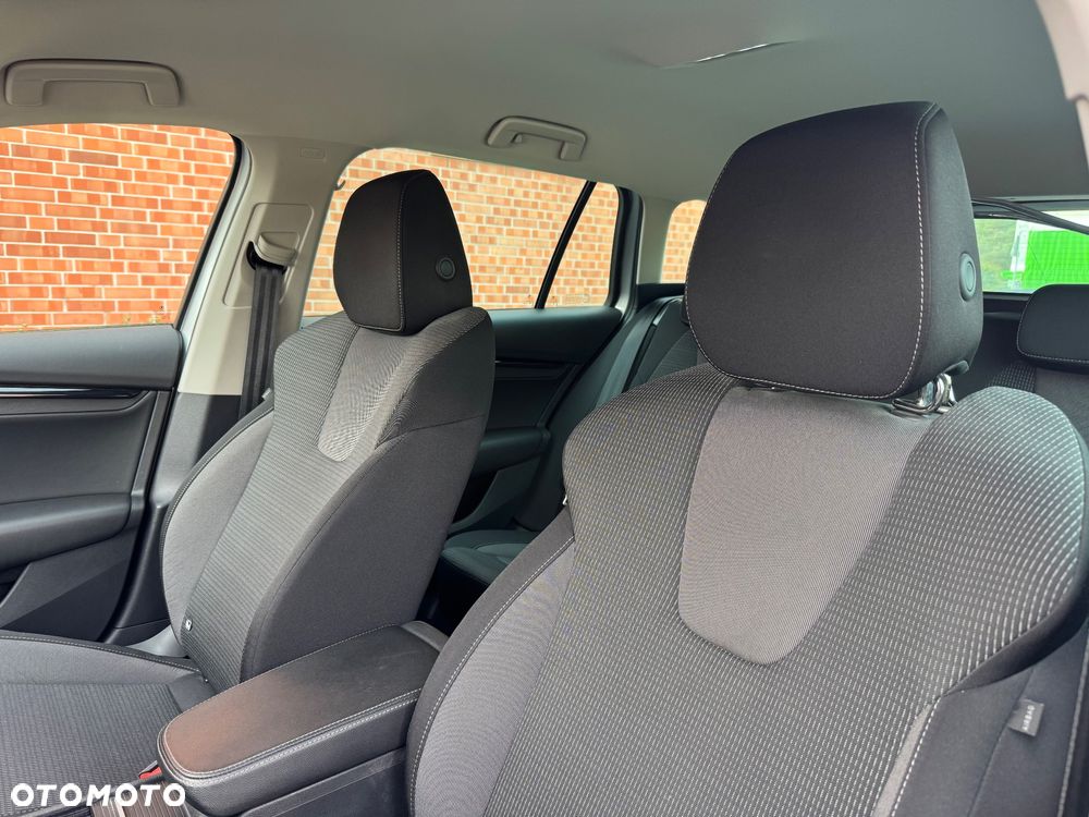 Skoda Octavia 2.0 TDI Ambition - 9
