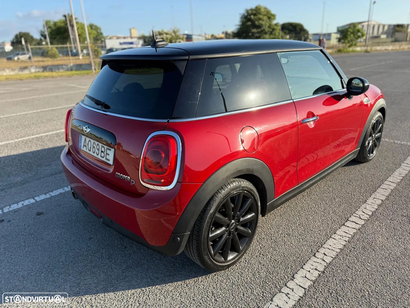MINI 3 Portas Cooper D Aut. - 1