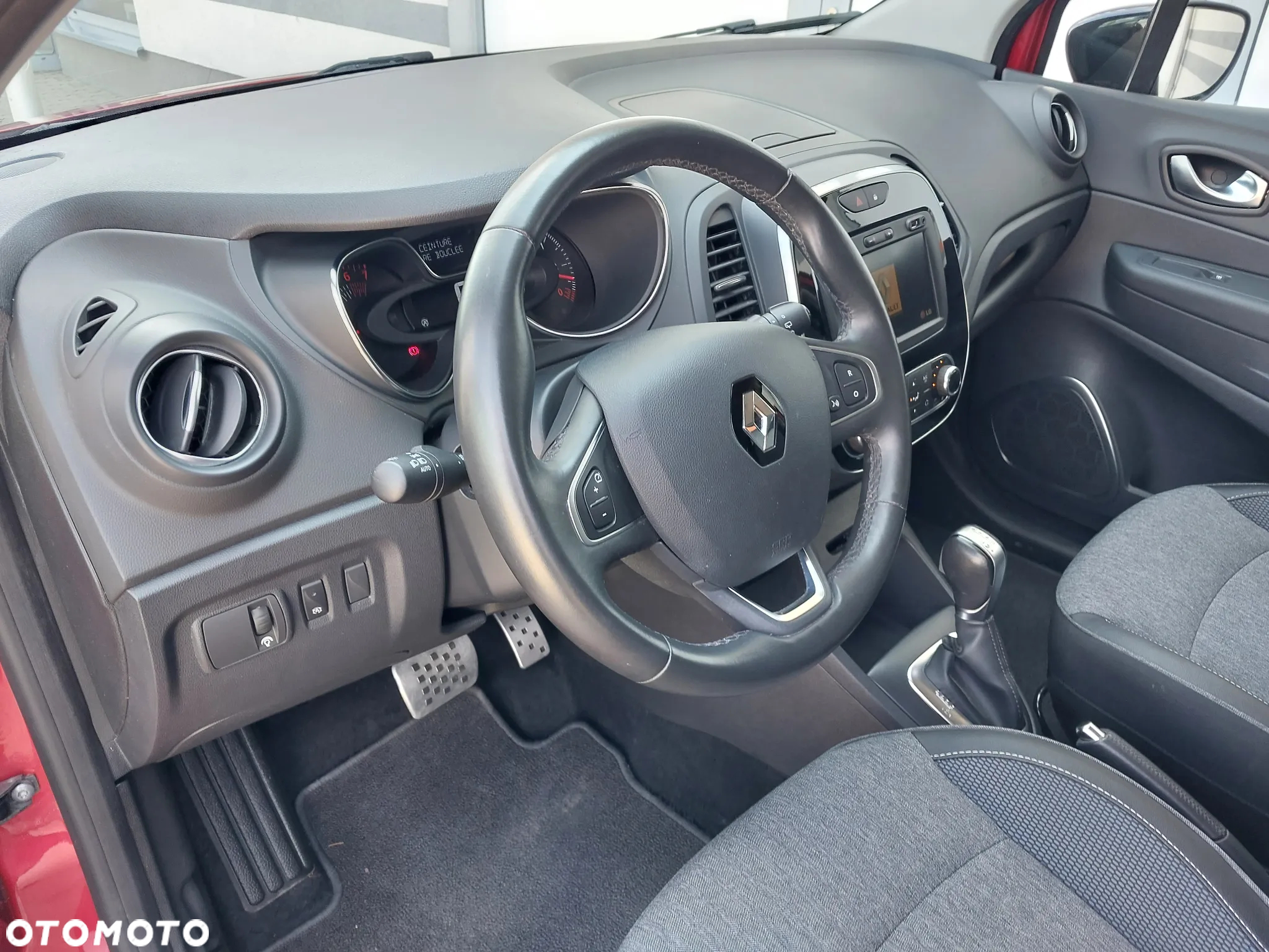 Renault Captur 1.2 Energy TCe Intens EDC EU6 - 9