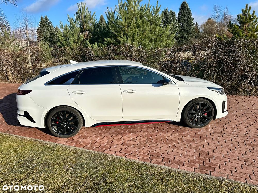 Kia ProCeed 1.6 T-GDI DCT7 OPF GT - 1