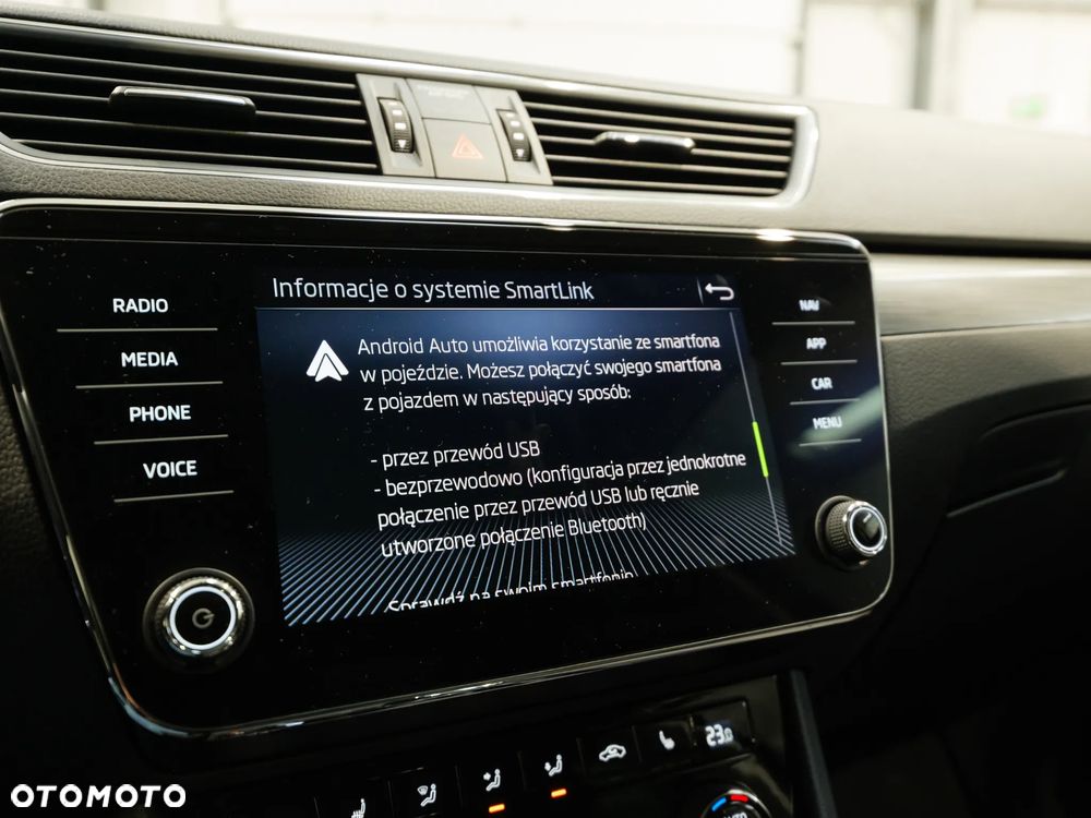 Skoda Superb 2.0 TSI Style DSG - 32