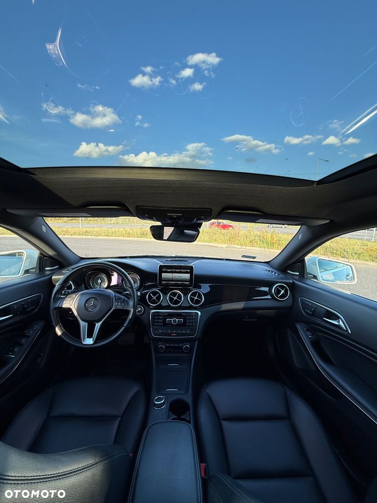 Mercedes-Benz CLA 250 4-Matic - 16