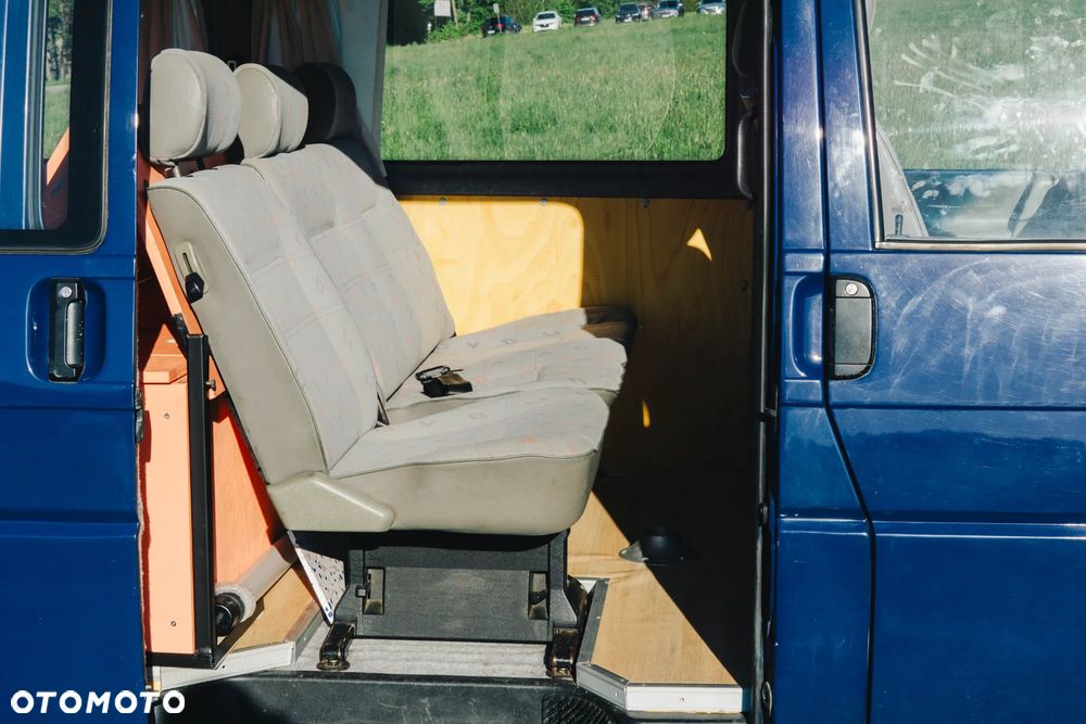 Volkswagen Transporter Standard - 11