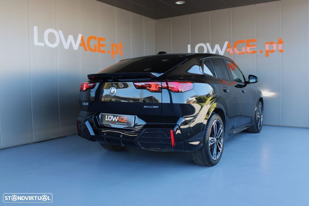 BMW iX2 xDrive30 Pack Desportivo M - 19