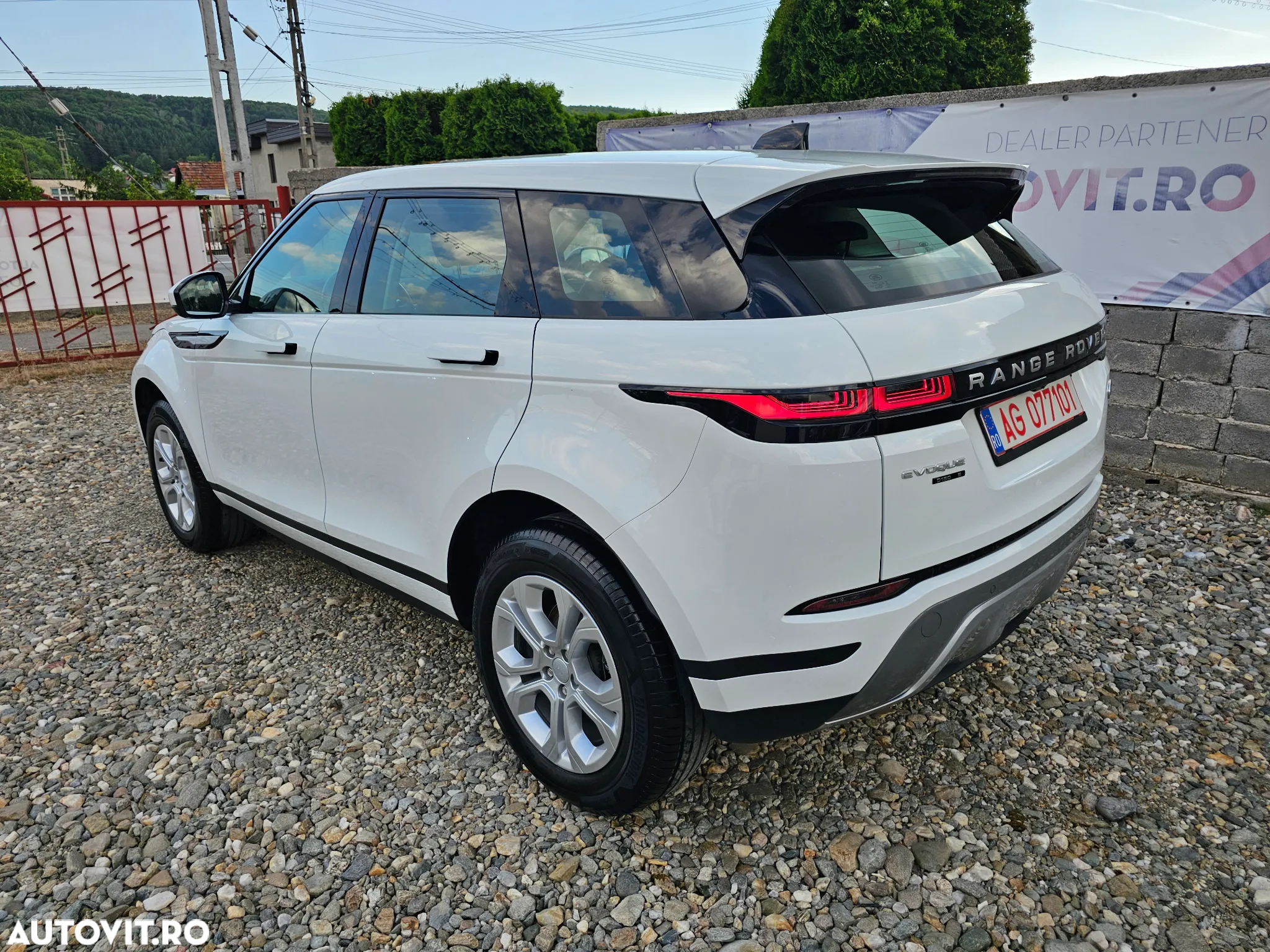 Land Rover Range Rover Evoque 2.0 D150 S - 9