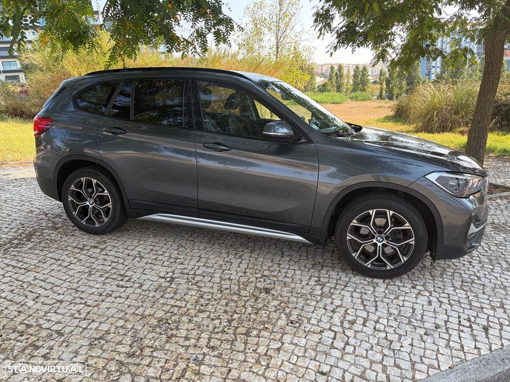 BMW X1 sDrive18d Pack Desportivo M - 3