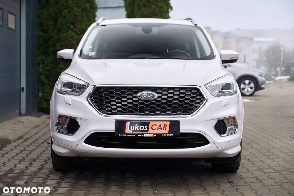 Ford Kuga - 32