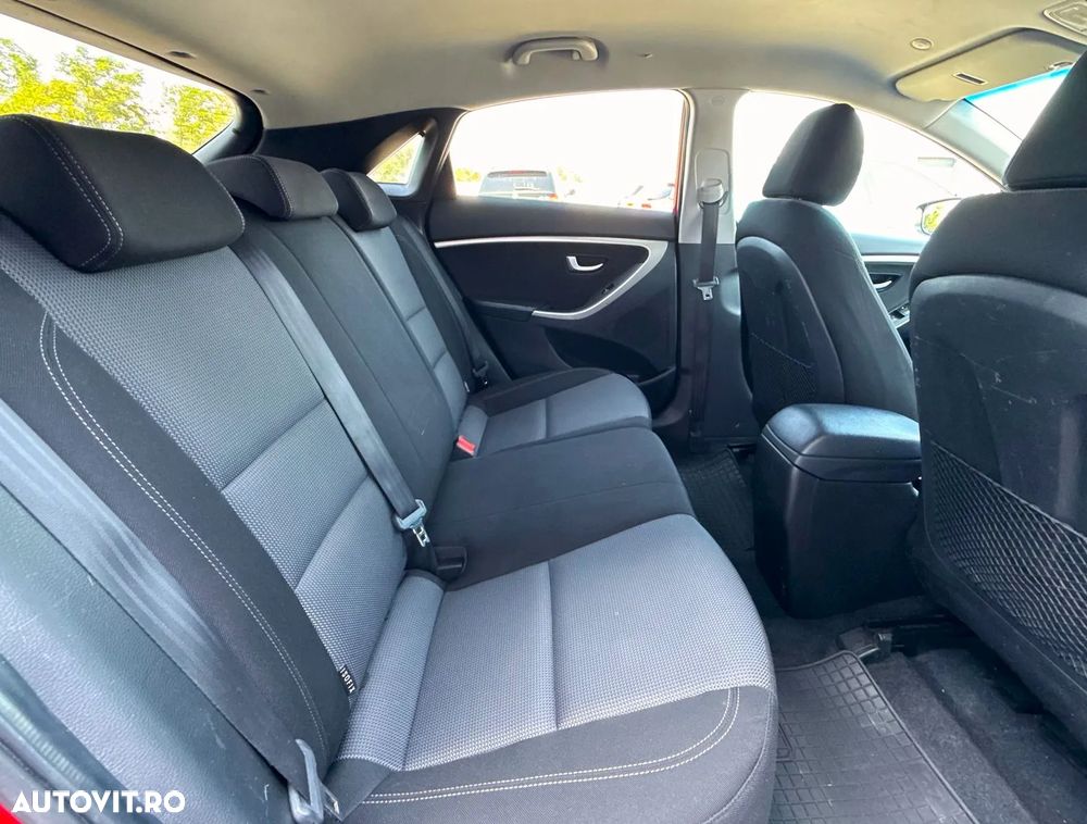 Hyundai i30 1.4MPi Highway+ - 21