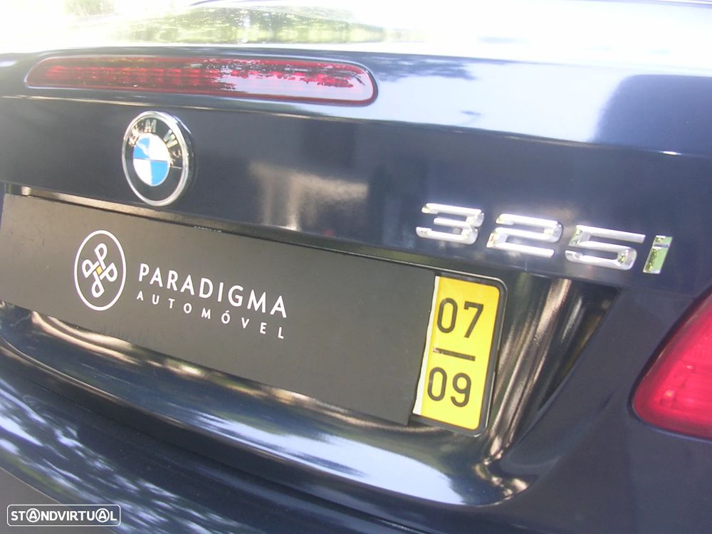 BMW 325 i - 12