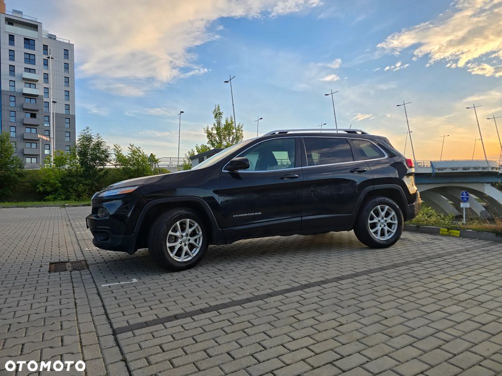 Jeep Cherokee - 13