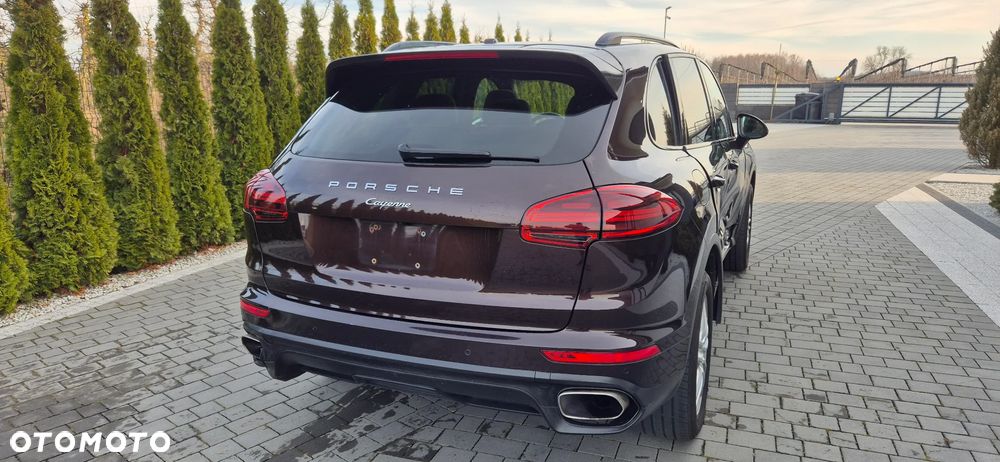 Porsche Cayenne Standard - 5