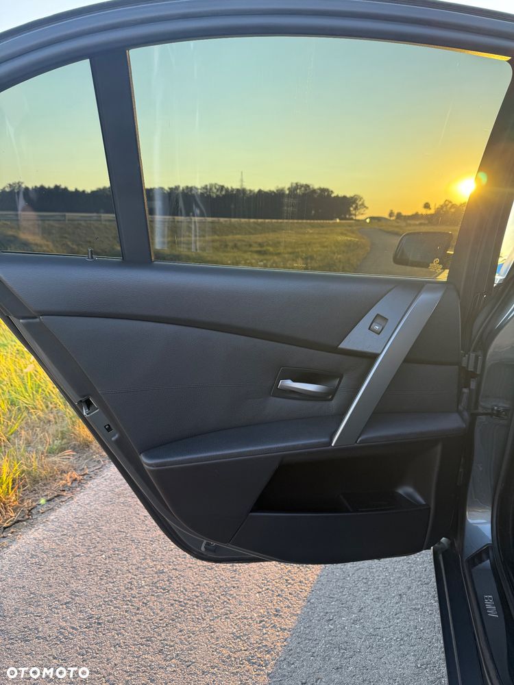 BMW Seria 5 - 17