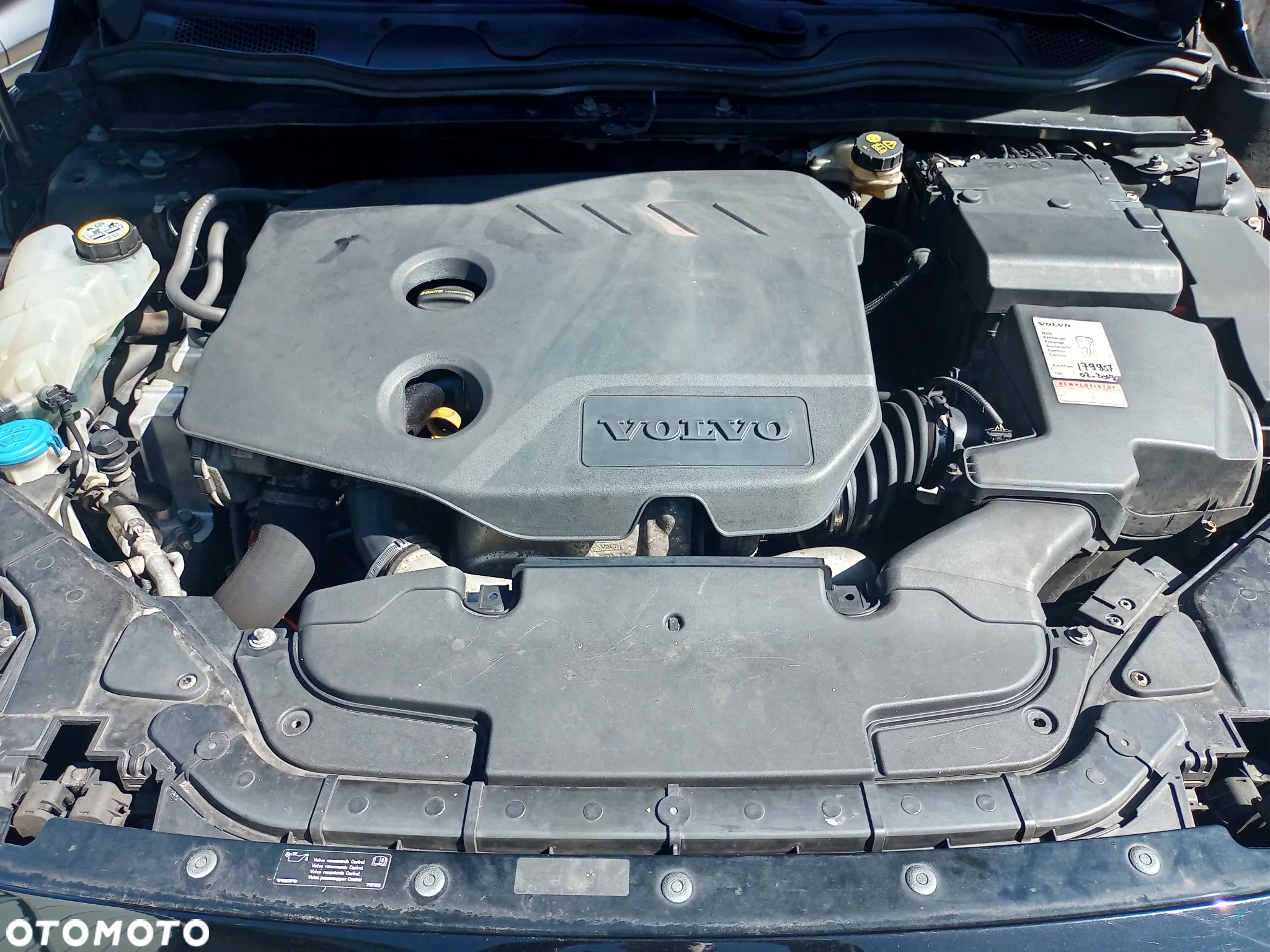 Volvo V40 D2 Momentum - 25