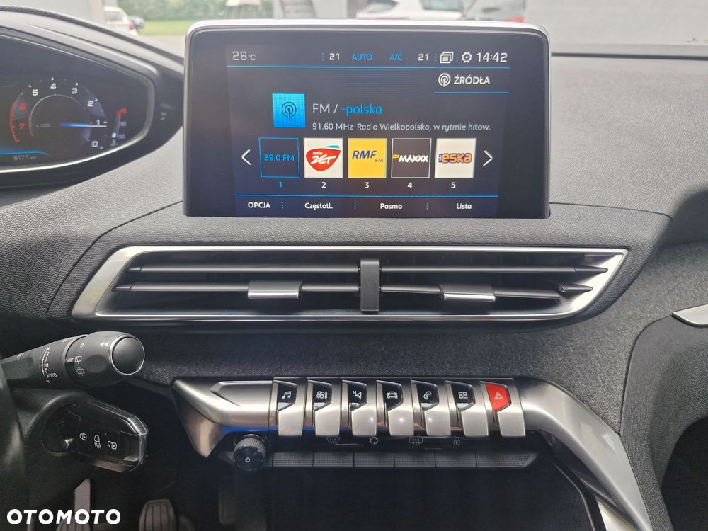 Peugeot 3008 PureTech 130 Stop & Start GPF Allure - 22