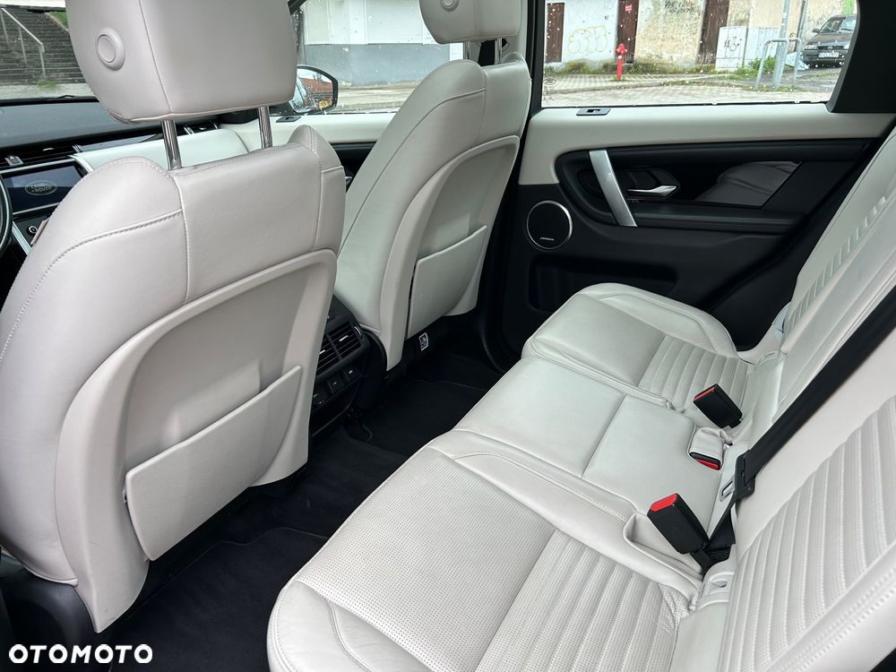 Land Rover Discovery Sport 2.0 P200 mHEV HSE - 9