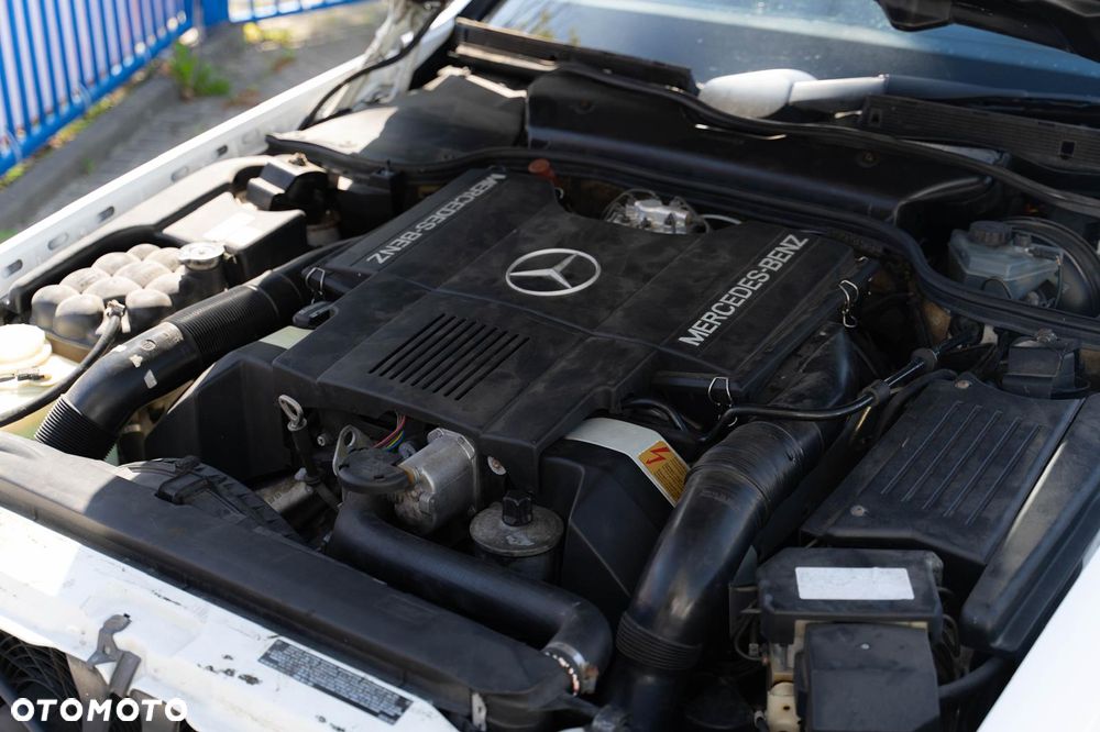 Mercedes-Benz SL - 12