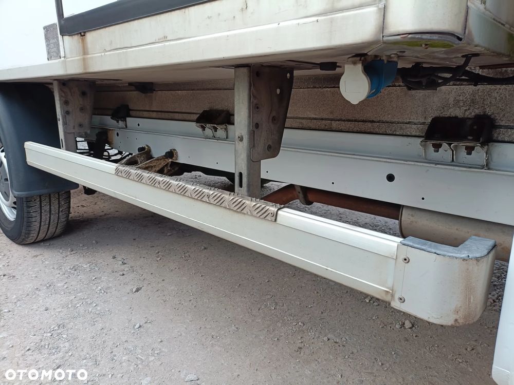 Mercedes-Benz Sprinter - 8