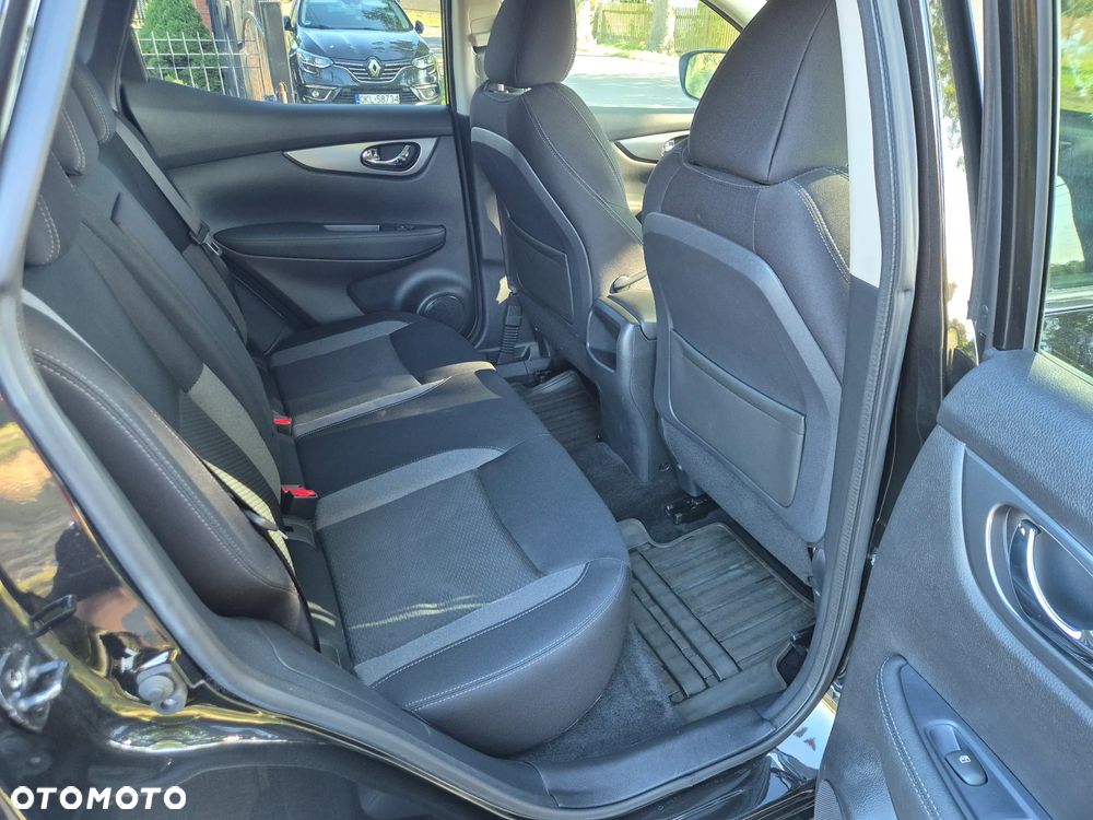 Nissan Qashqai 1.3 DIG-T N-Connecta - 20