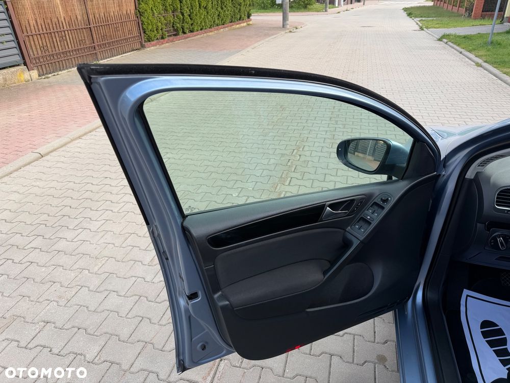 Volkswagen Golf 1.6 Edition - 31