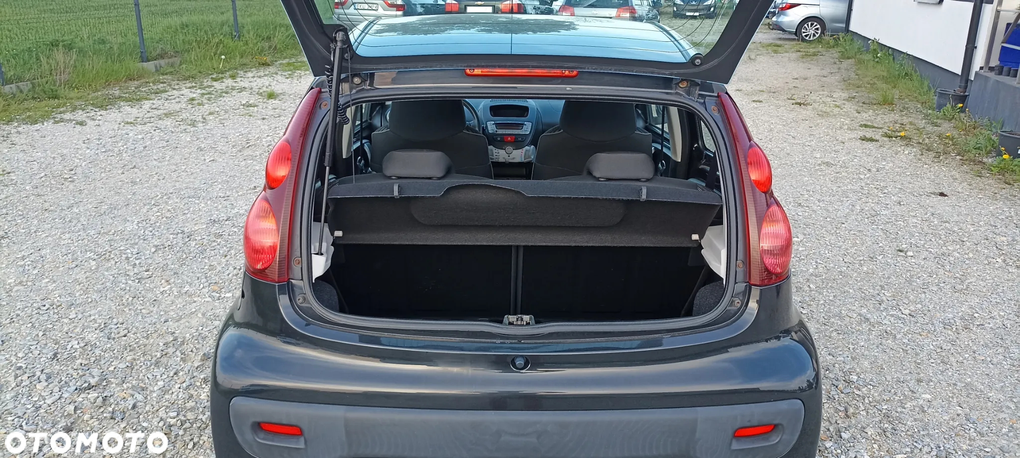 Peugeot 107 1.0 Happy - 14