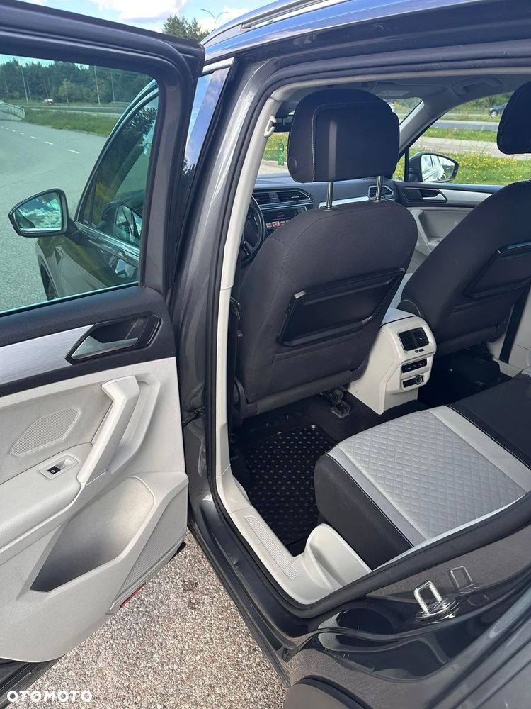 Volkswagen Tiguan - 34