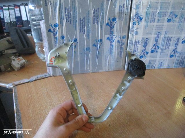 Interruptor 8A6T14K147AD FORD FIESTA 6 2009 1.4TDCI    PRETO Volante Multifunções - 2