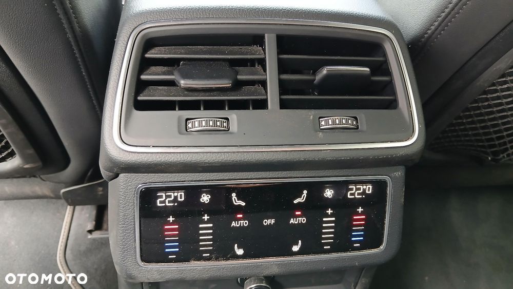 Audi A6 Avant - 16