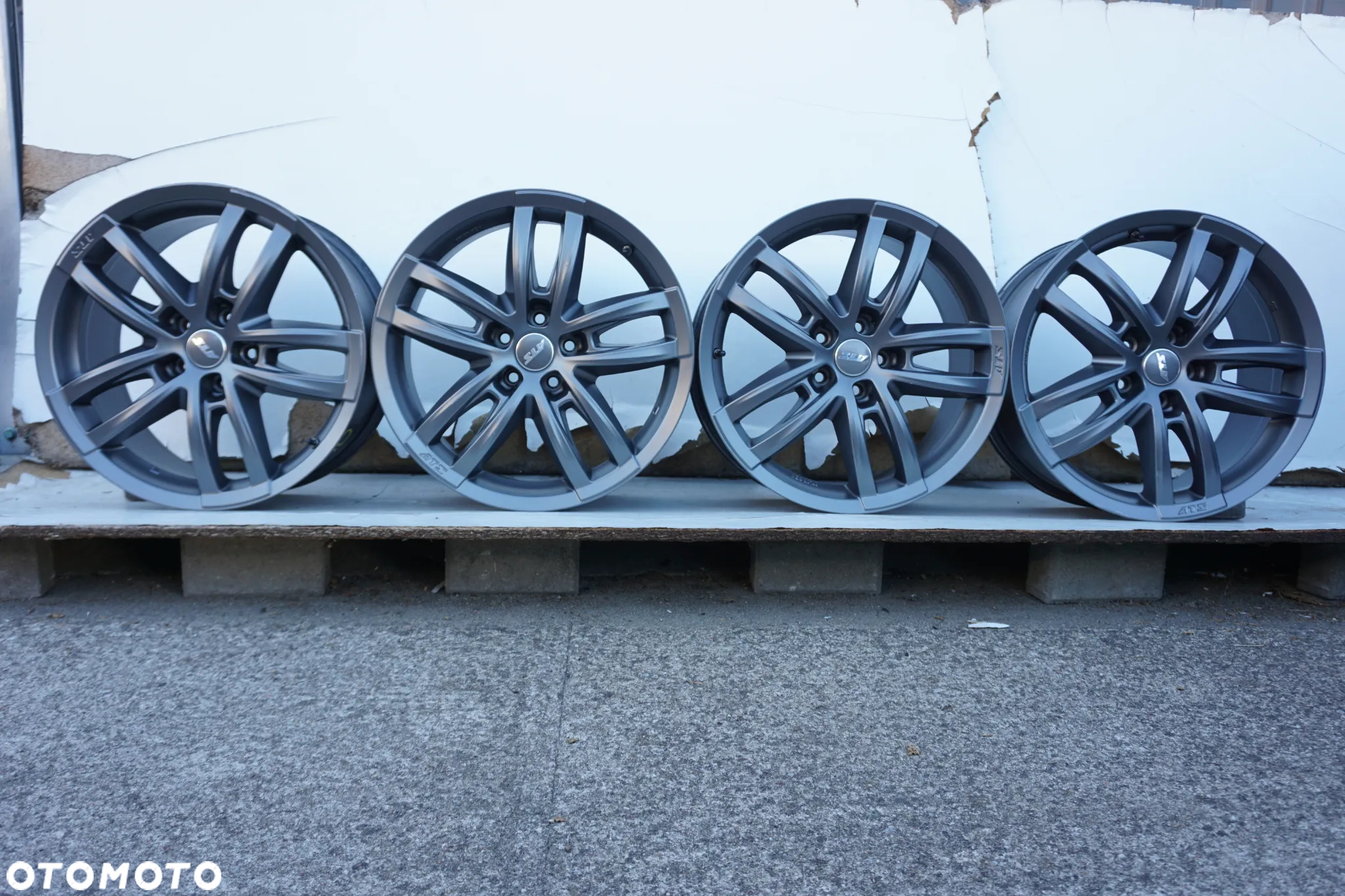 ATS 5x108 18 8,5J et48 stan bdb- - 2