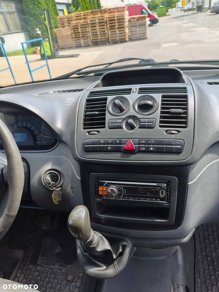Mercedes-Benz Vito Univan 639.603 - 15