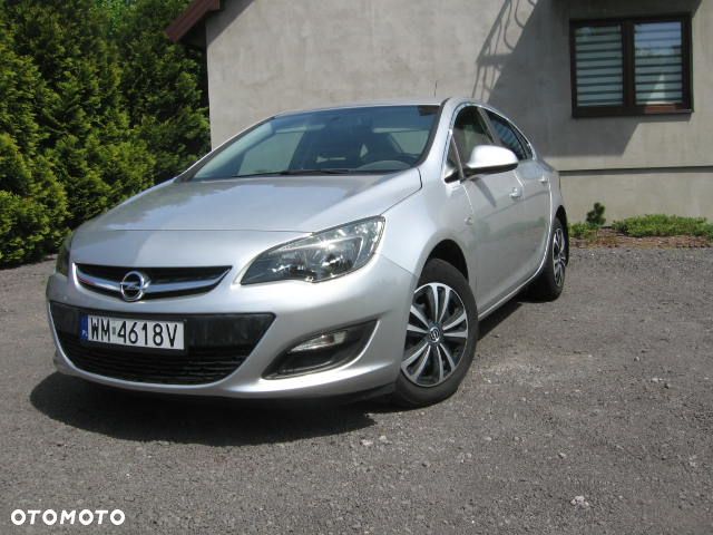 Opel Astra 1.6 Essentia EU6 - 1
