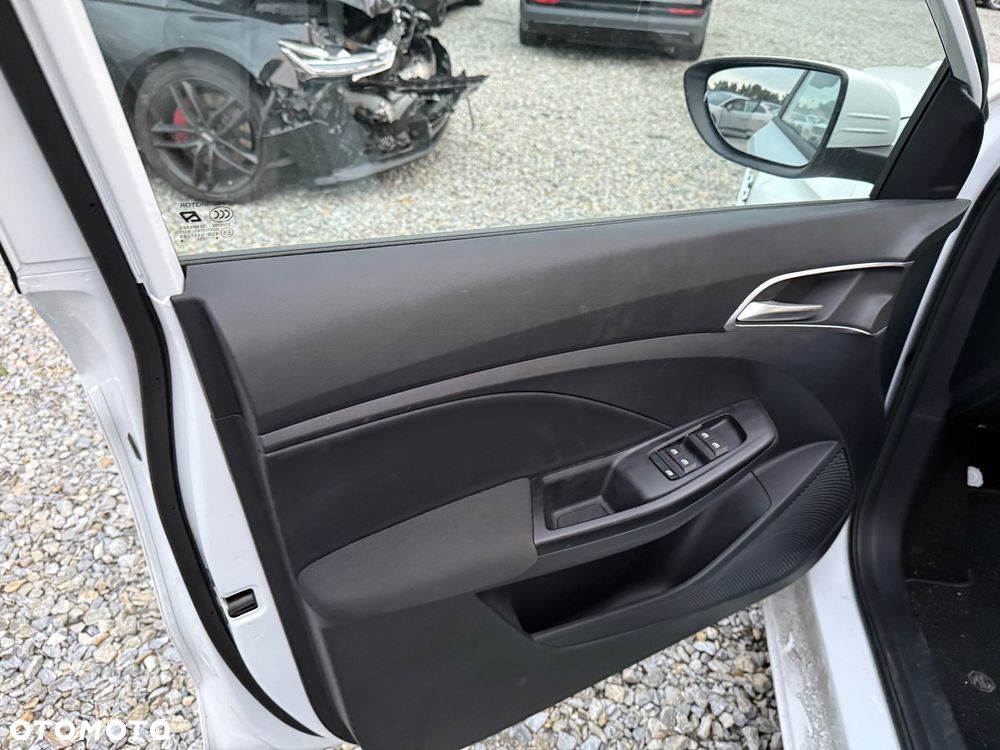 MG MG3 1.5 HEV+ Exclusive - 15