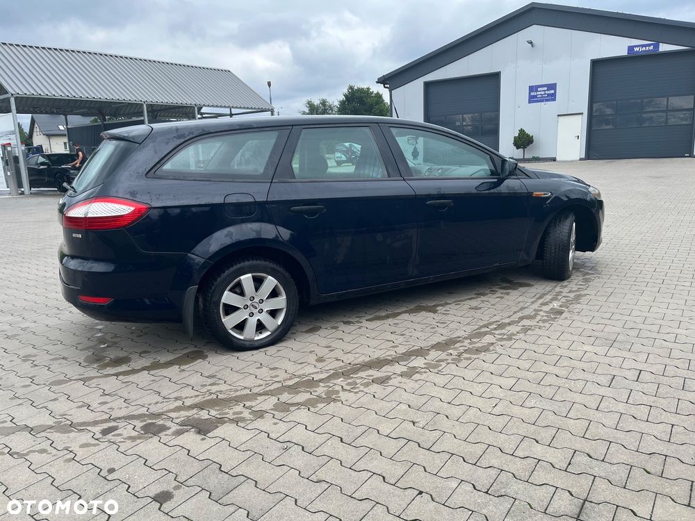 Ford Mondeo 1.8 TDCi Ambiente - 2