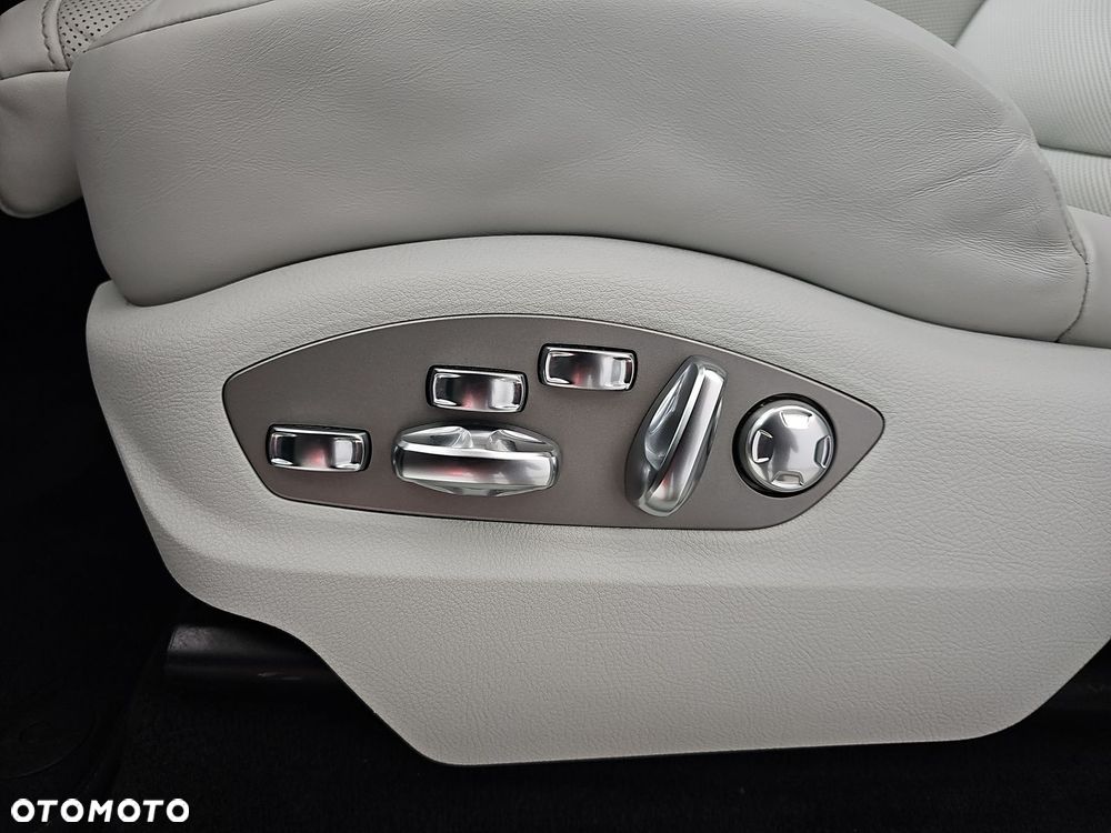 Porsche Macan Standard - 14